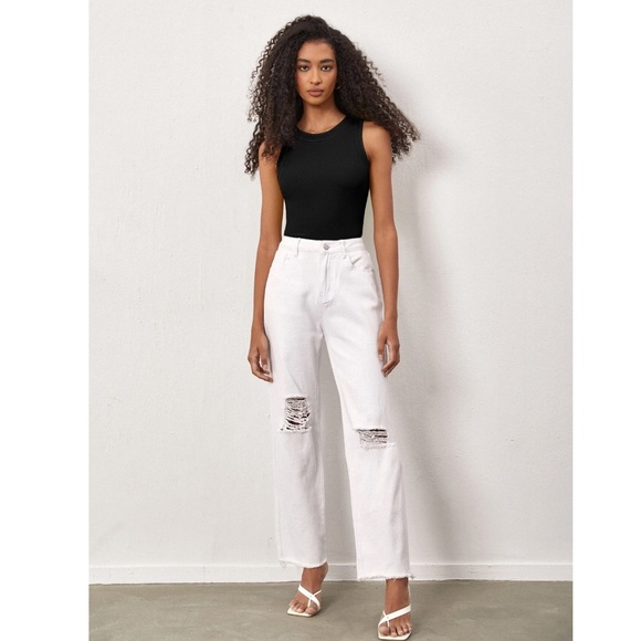 Black Tank Top Racerback Round Neck Slim Fit Stretchy Basic - Picture 4 of 9